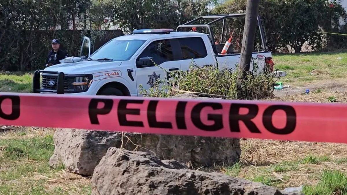 Aún tenía el calcetín: Vecinos ven a perro llevando un pie humano en el hocico