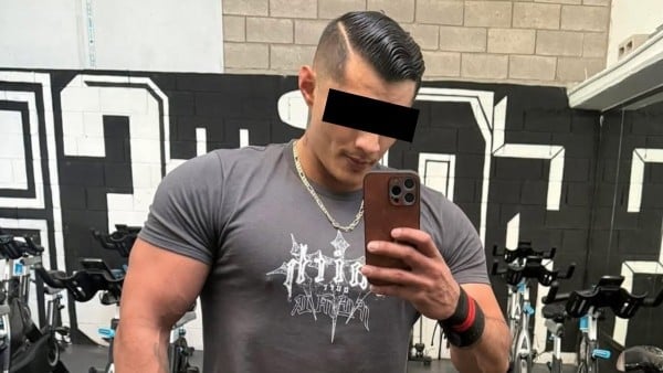 Sicarios entran a casa de fisiculturista, lo matan a tiros junto a mujer y luego los queman