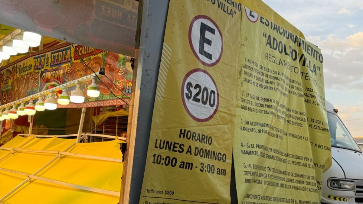 ¡Se están mandando! Esto cuesta estacionarse cerca de la Feria de León 2026