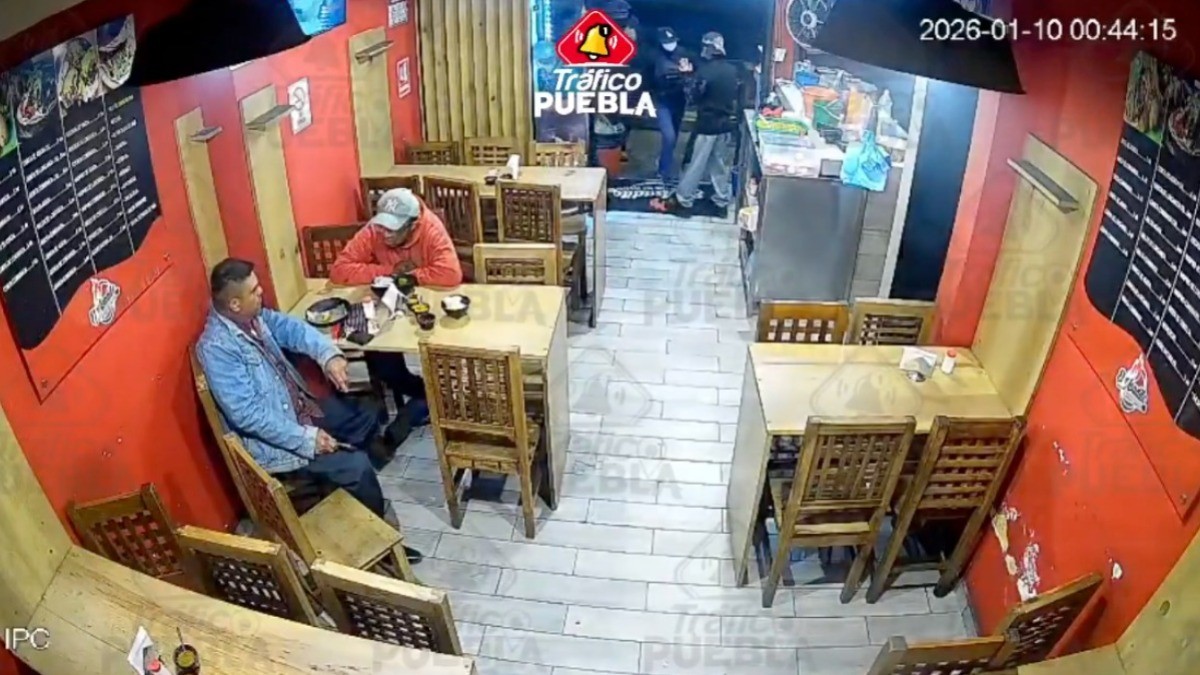 VIDEO Asalto en taquería deja un cliente muerto y otro herido; ‘ratas’ escapan con $20 mil
