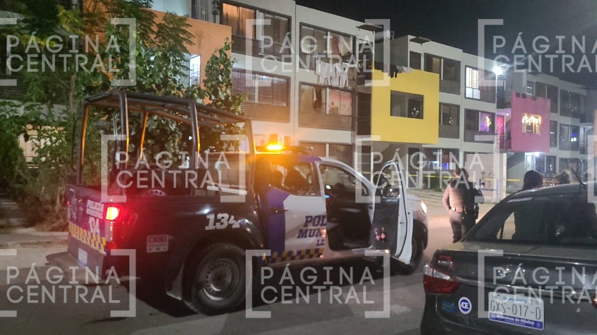 ¡Cayó en la acera! Herido tras balacera en Brisas del Campestre