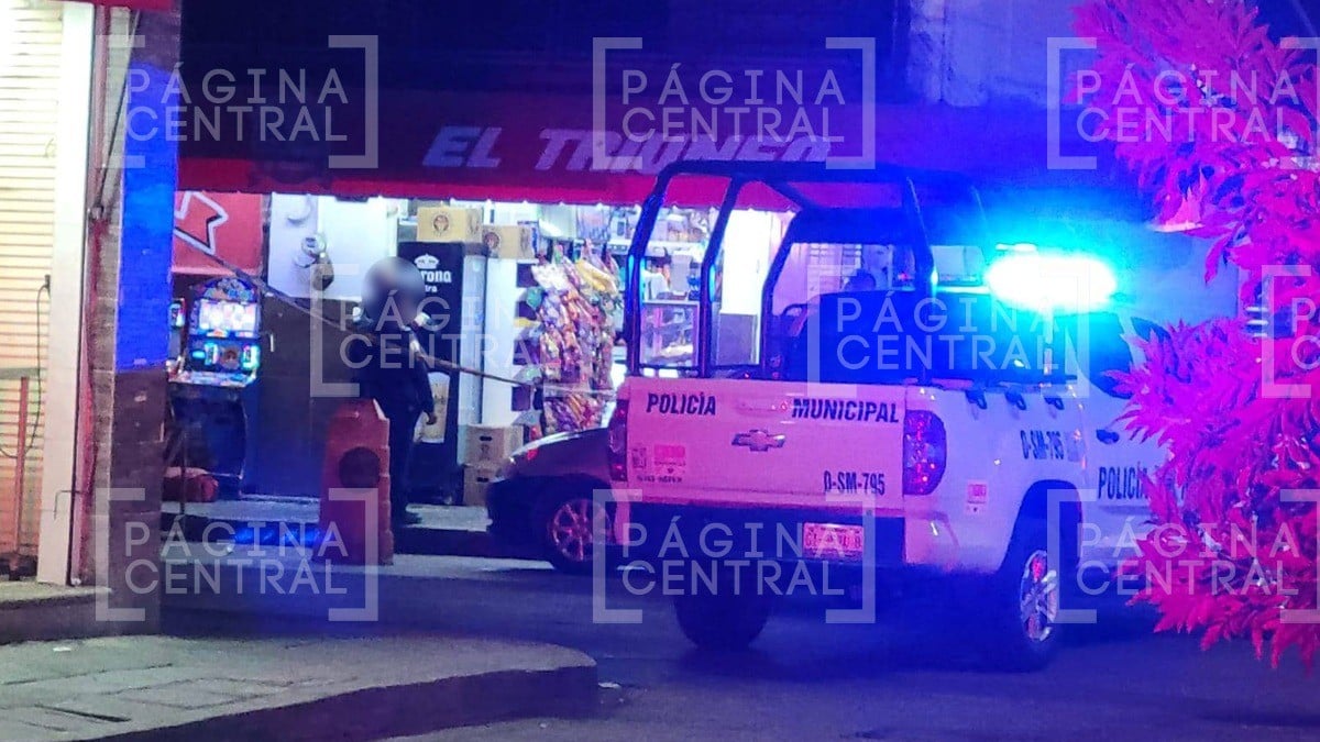 Comerciantes quisieron despertar a hombre en centro comercial de León, pero estaba muerto