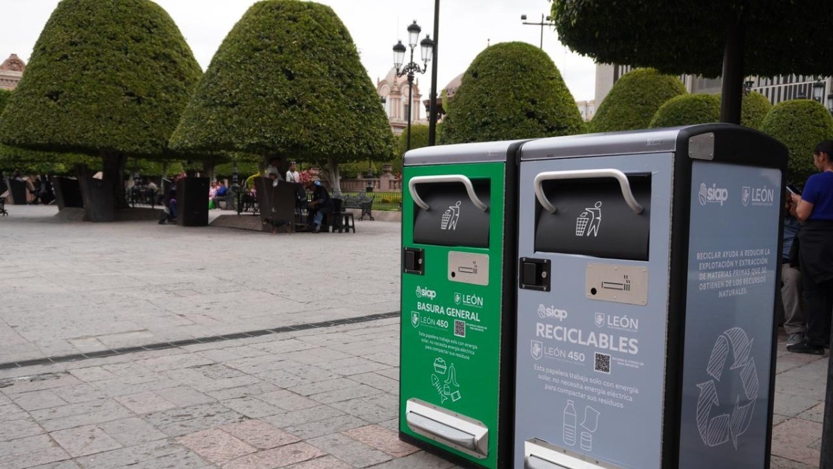 Tiene León papeleras inteligentes en el centro histórico; así funcionan