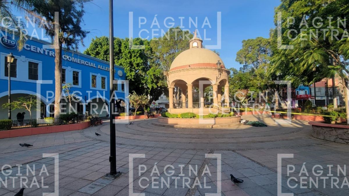 Comerciantes quisieron despertar a hombre en centro comercial de León, pero estaba muerto