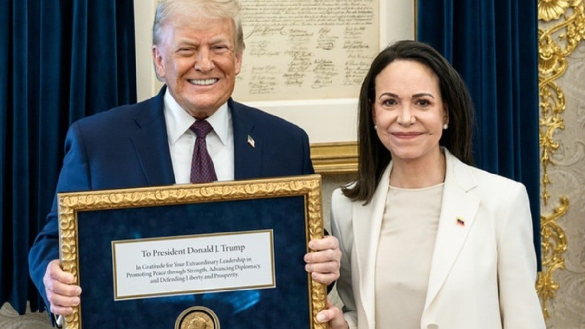 María Corina entrega su Nobel de la Paz a Trump y desata críticas desde Noruega