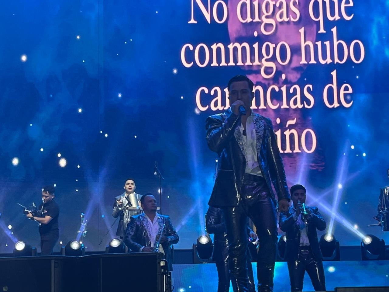 'Arrollaterapia' en la Feria de León: música, voces y desahogo en el Foro de la Gente