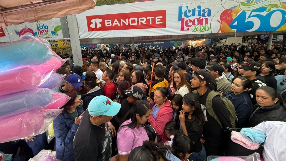 ¡Ni el frío detiene la fiesta! Sábado de gran afluencia en la Feria de León