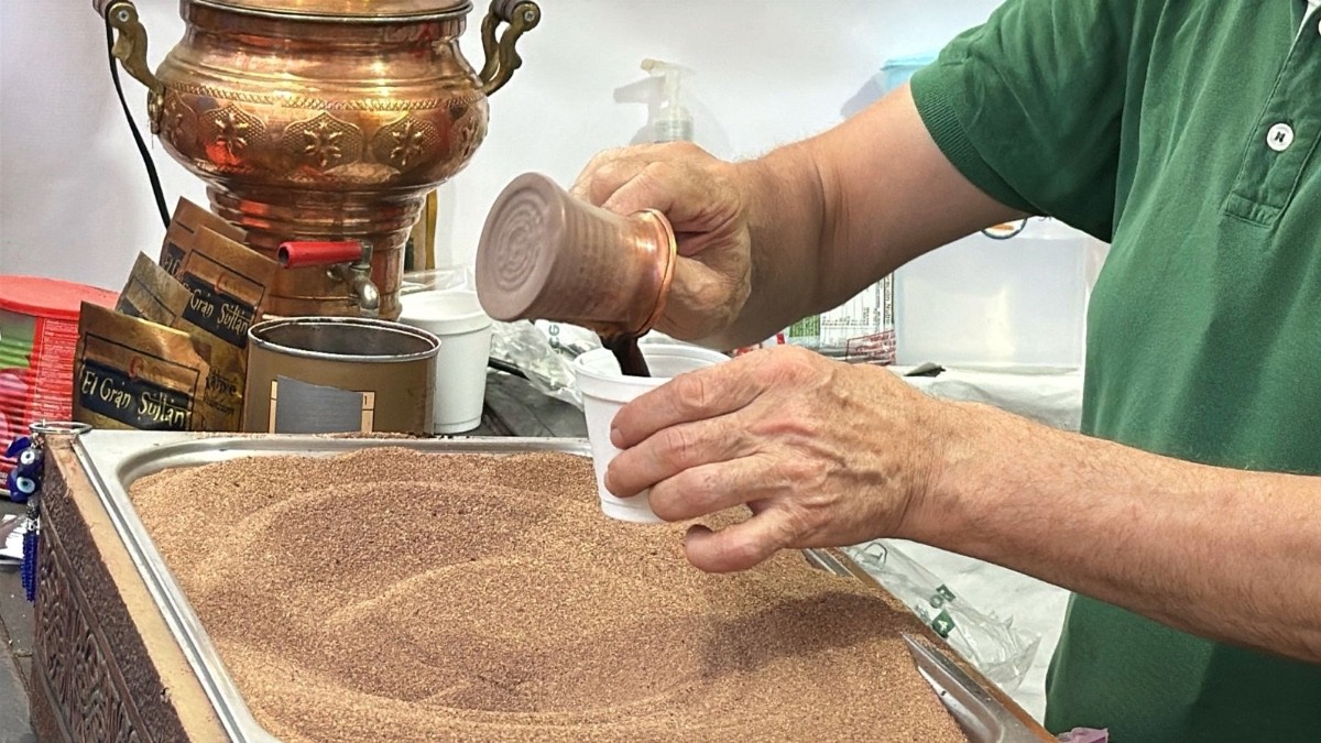 ¿Ya lo probaste? Conoce el café turco que ‘enamora’ en la Feria de León