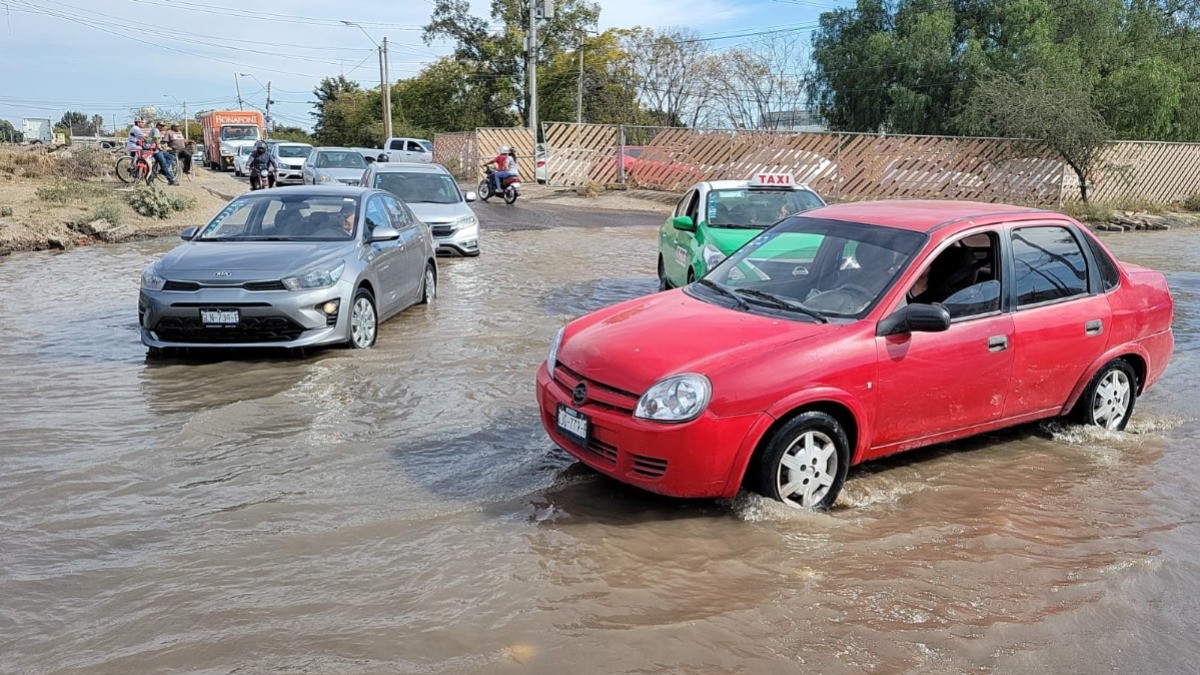 Nueva fuga en Hermanos Aldama dejará sin agua otra vez a 200 colonias; por esto falló