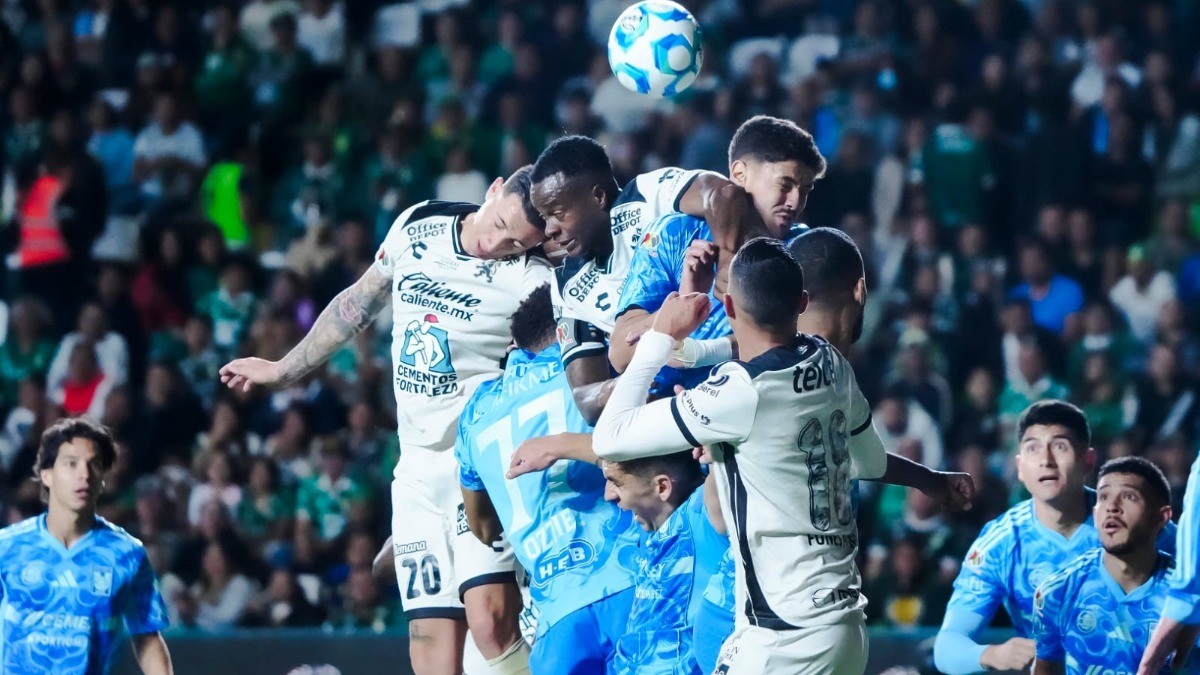 VIDEO: León pierde ante Tigres y acaba en bronca