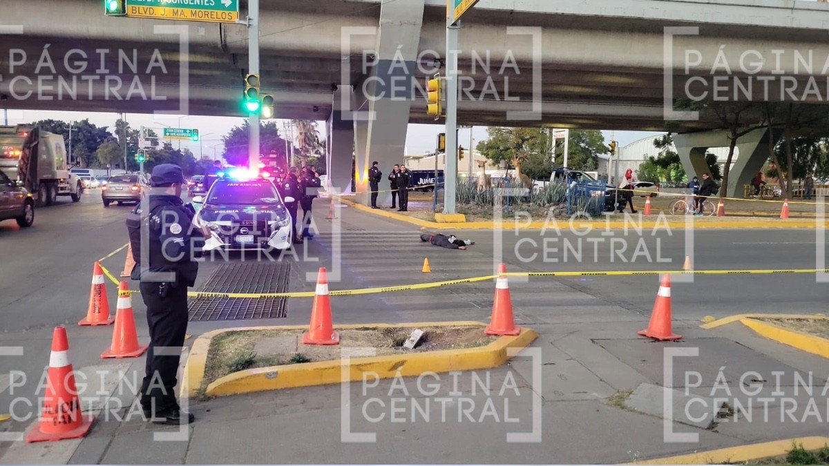 ¡Impacto fatal! Muere tras ser embestido en Bulevar José María Morelos e Ibarrilla