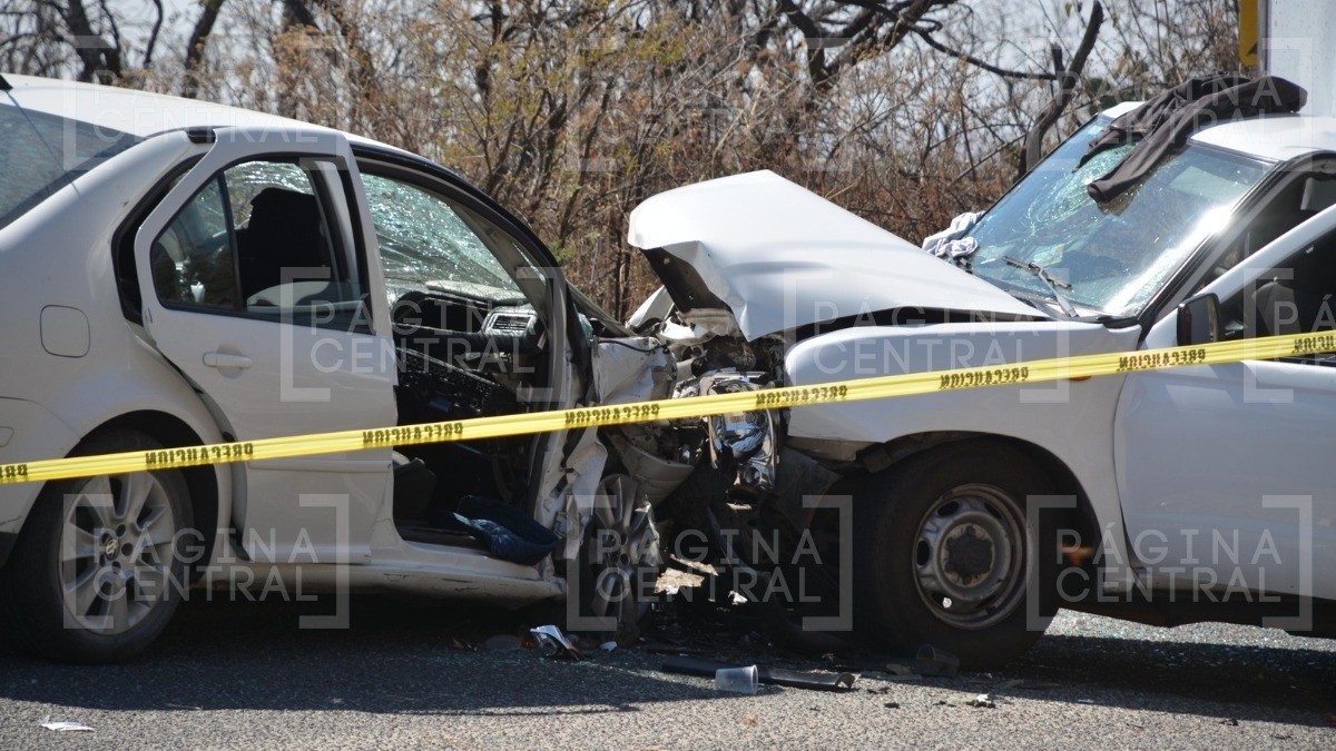 “Ya no supo ni qué“ Muere abuelita en choque en la León-San Felipe; iba con su hijo