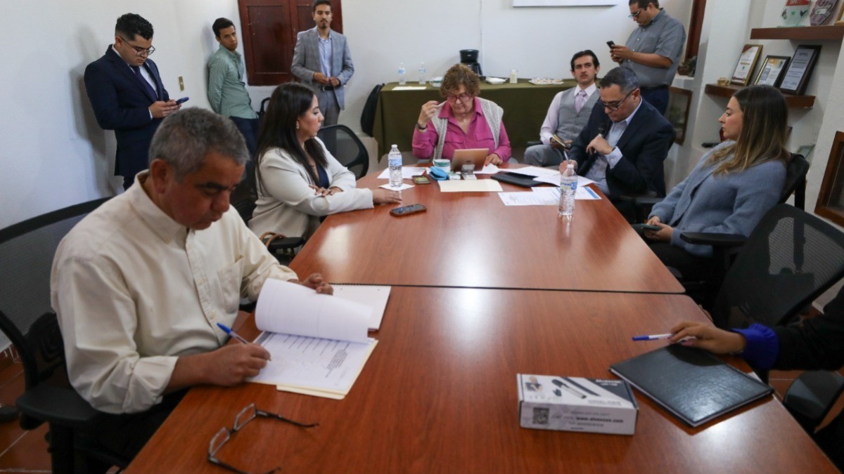 ¡Se va! Revocan a Alejandro Román como director del Zoológico de León