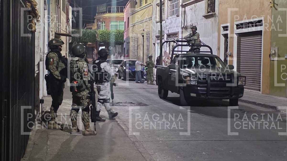 Violento intento de asalto; sujetos armados irrumpen en puesto de enchiladas “El Codito“