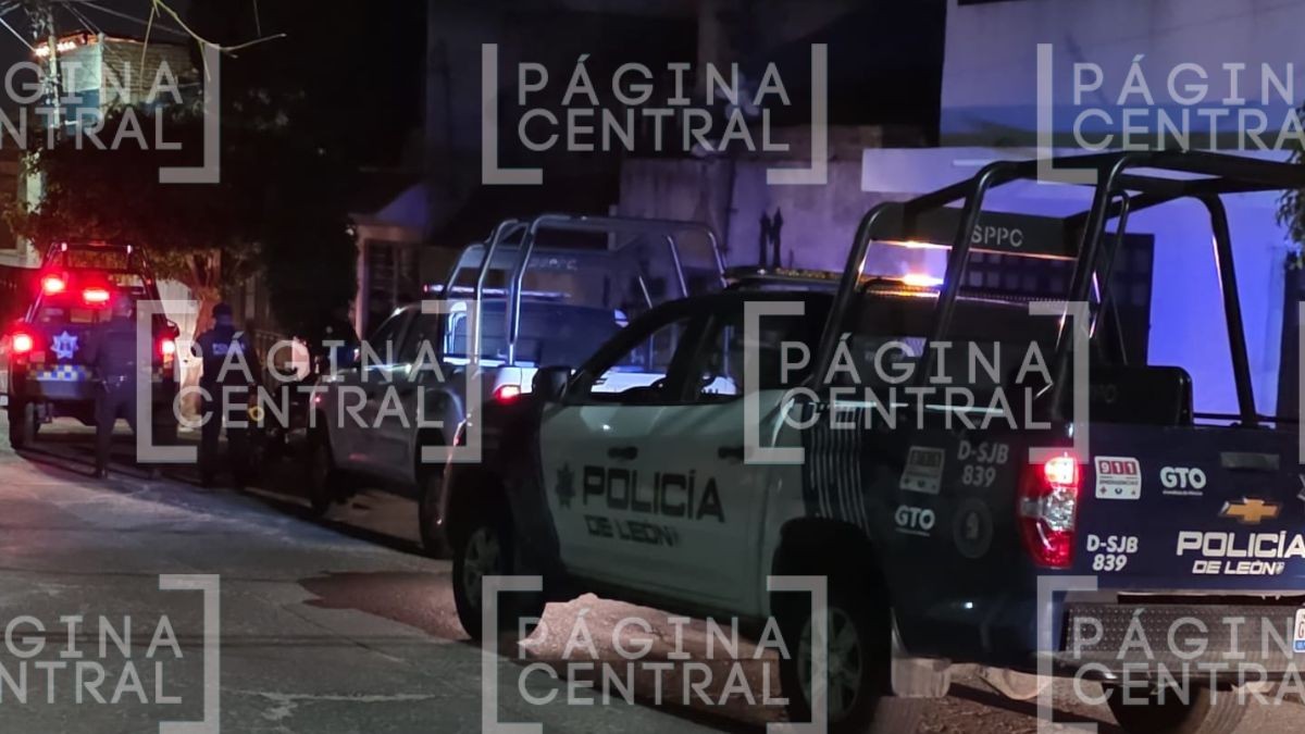 VIDEO Logró escapar: Motociclista se esconde en casa y sicarios rafaguean fachada