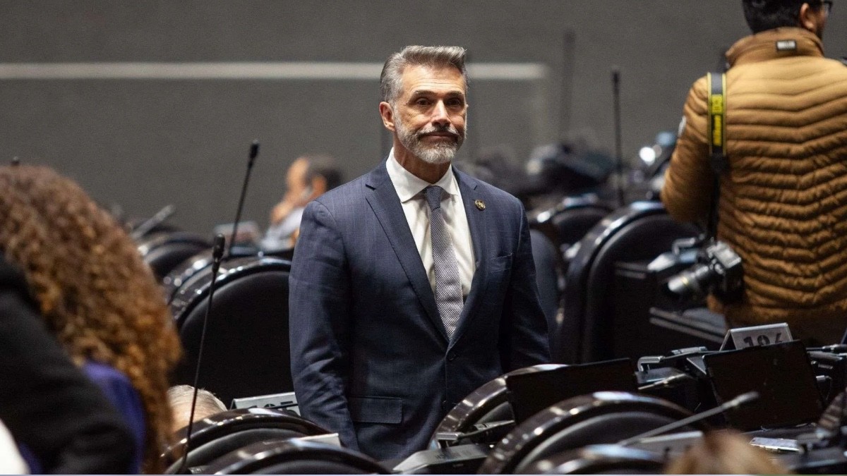 ¿México mágico? Diputado Sergio Mayer solicita licencia para integrarse a reality show