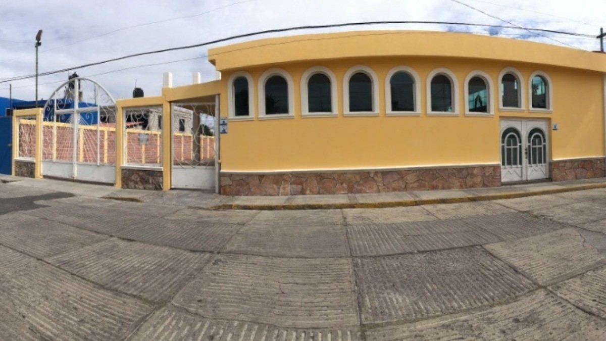 Niños estaban en clases de catecismo cuando mataron a un joven afuera del templo