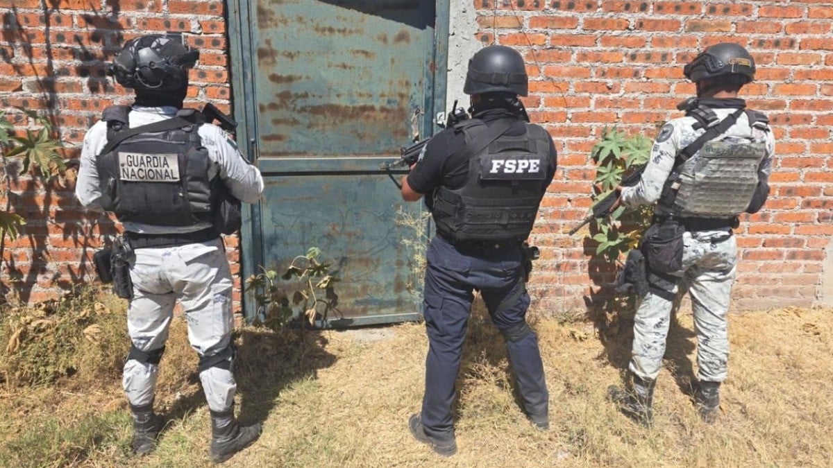 Decomisan 55 mil litros de huachicol tras enfrentamientos; uno fue en Santa Rosa de Lima