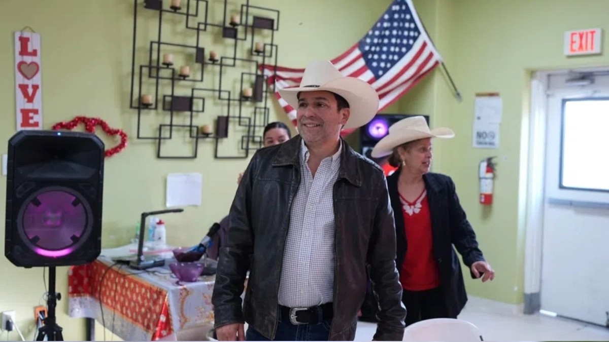 ¡Nada desvelado! Bobby Pulido va por el Congreso de Estados Unidos