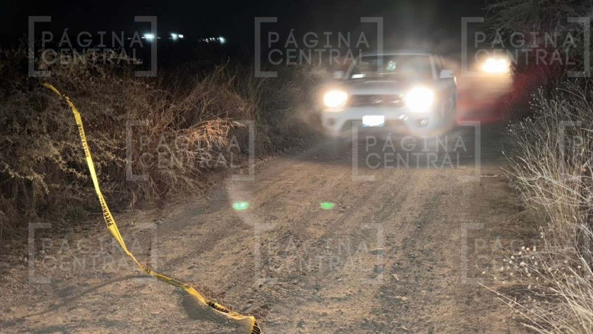 Vecinos iban por terracería cuando vieron tirado un cuerpo con huellas de violencia