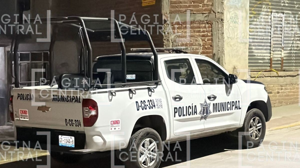 VIDEO Vecinos escucharon varios balazos: Sicarios atacan a hombre, en León 