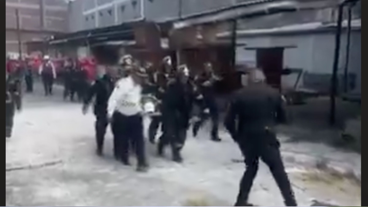 VIDEO Colapsa edificio en demolición; hay desaparecidos