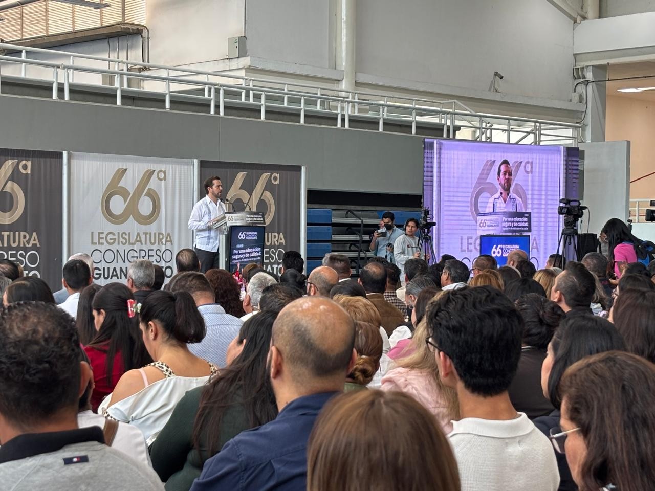 diputado Víctor Zanella Huerta diputado Víctor Zanella Huerta