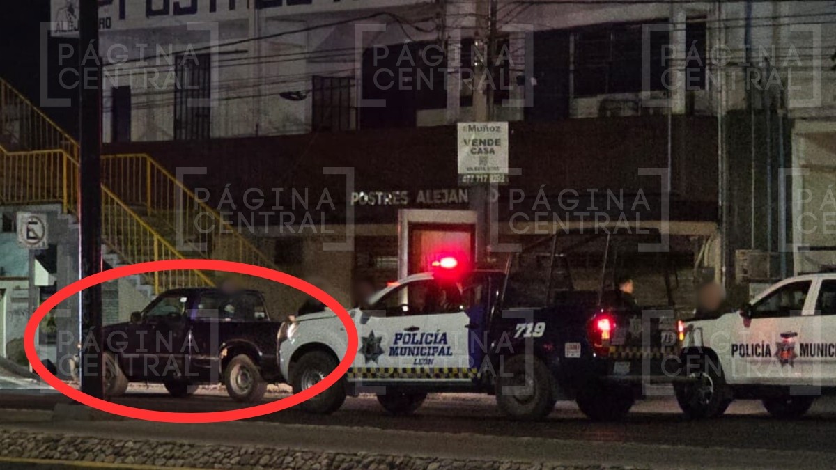 Camioneta robada fue recuperada en la Azteca