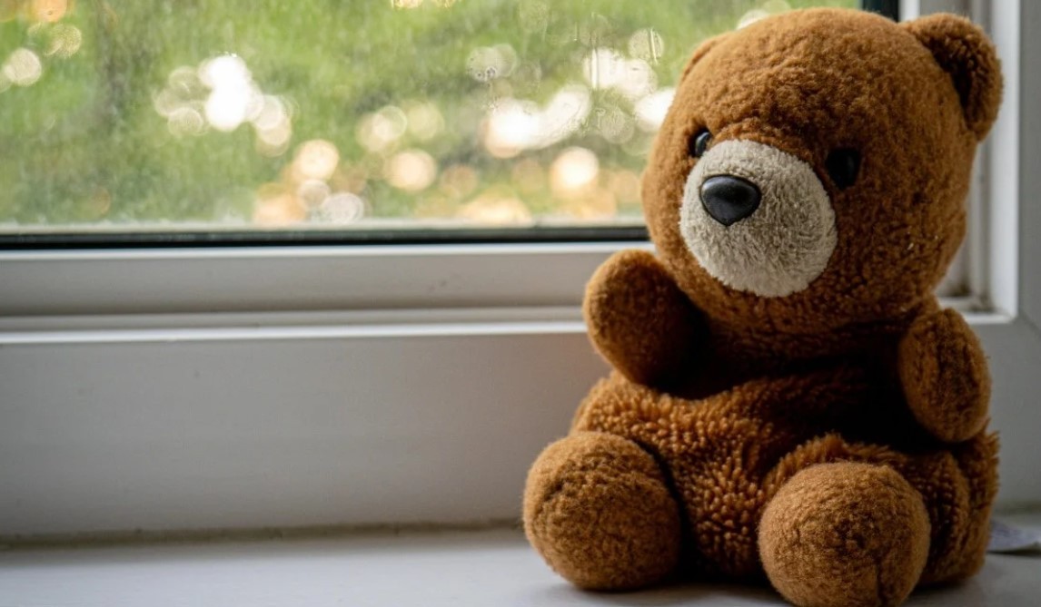 La metió su padre: Bebé es localizada dentro de congelador