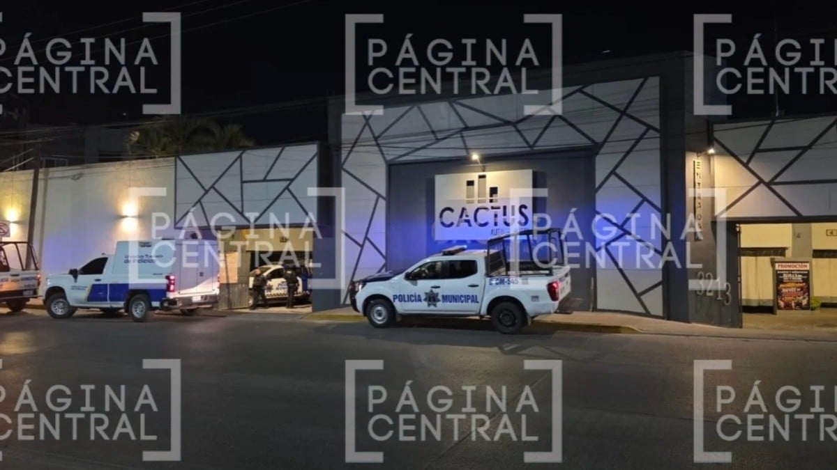 Feminicidio en cuarto de hotel en bulevar Morelos