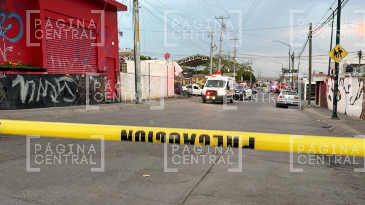 ¡Pánico en Lomas del Mirador! Ejecutan a hombre que esperaba a sus hijos salir de escuela