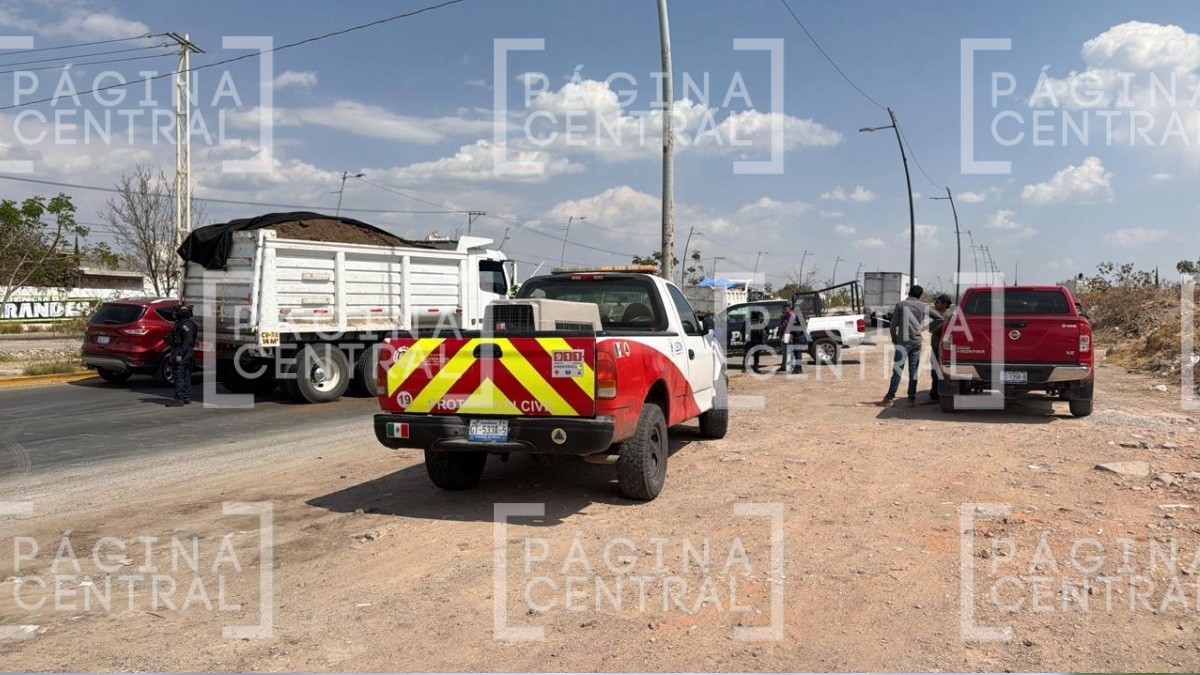 Choque en Eje Metropolitano: Trailer, tolva y camioneta los afectados