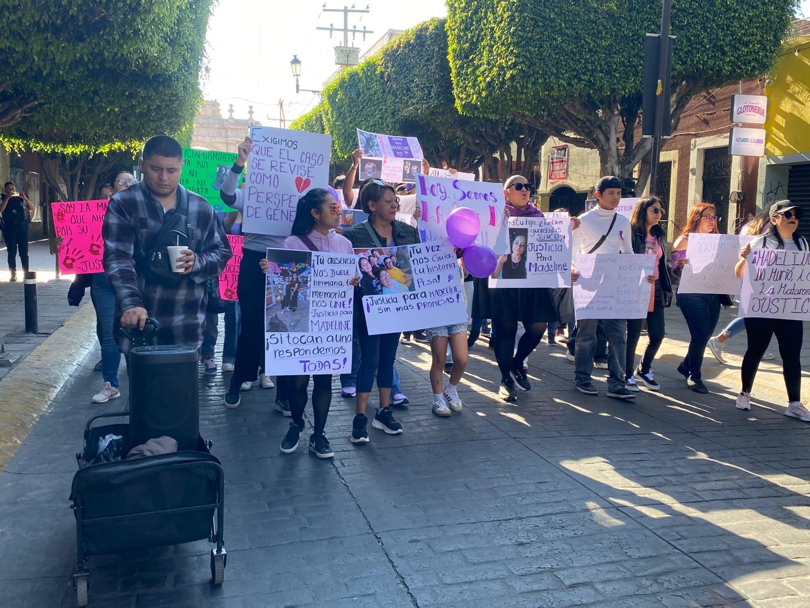 ¡Marcha por Madeline! Familiares de joven mamá alzan la voz para exigir justicia