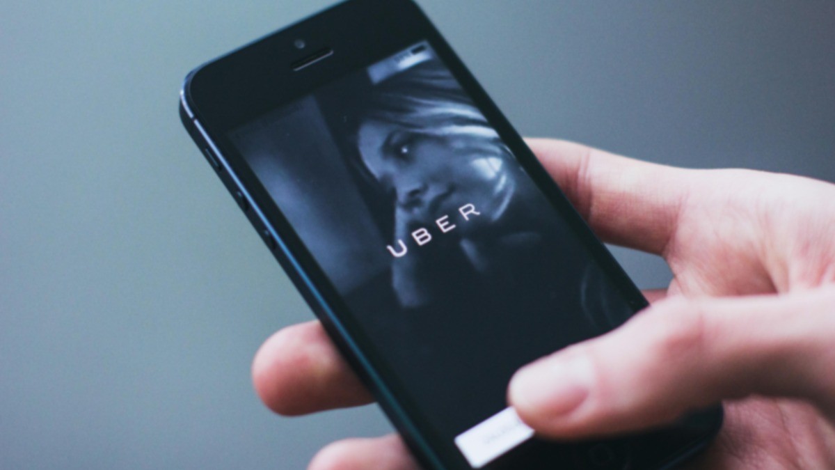 ¡Es Oficial! Tras quejas, UBER meterá taxis en la plataforma