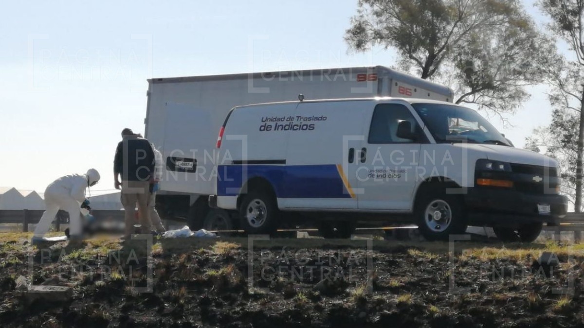 Cuerpo de un hombre en Plan de Ayala
