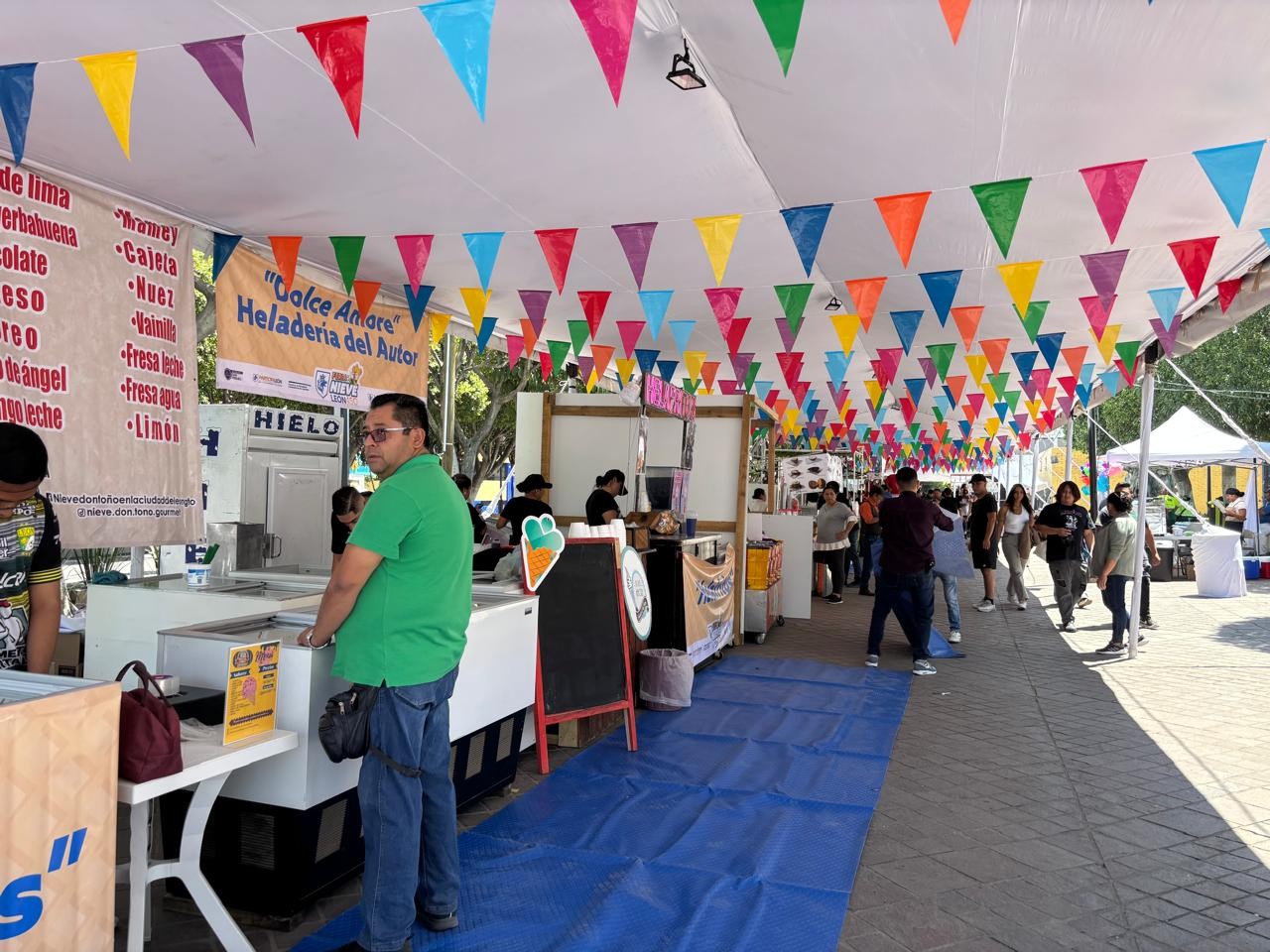 ¿De qué sabor vas a querer? ¡Ya llegó la Feria de la Nieve 2026 a León!