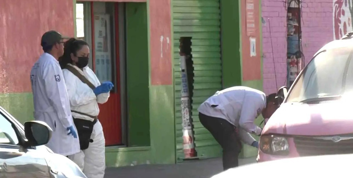 Disparan sin piedad: Sicarios matan a hombre y a niño de 3 años