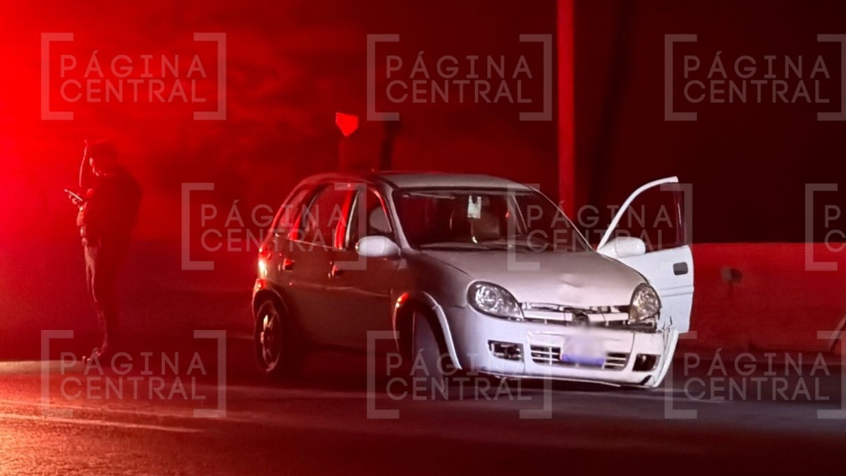 ¡Piedras en plena carretera! Rocas en el camino causan varios incidentes en la León-Silao