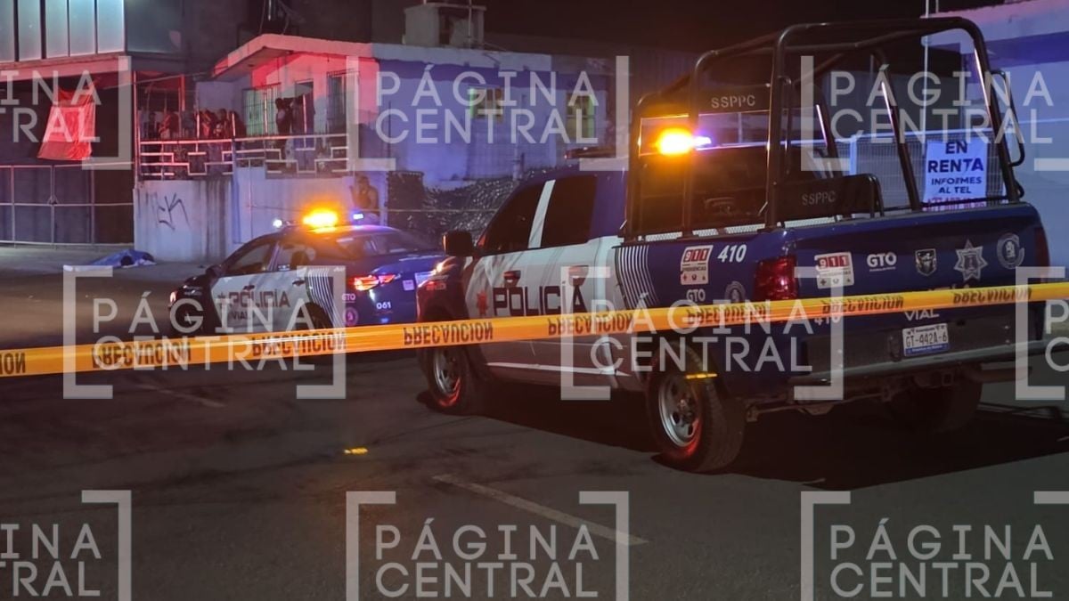 VIDEO No portaba casco: Motociclista muere tras derrapar en León