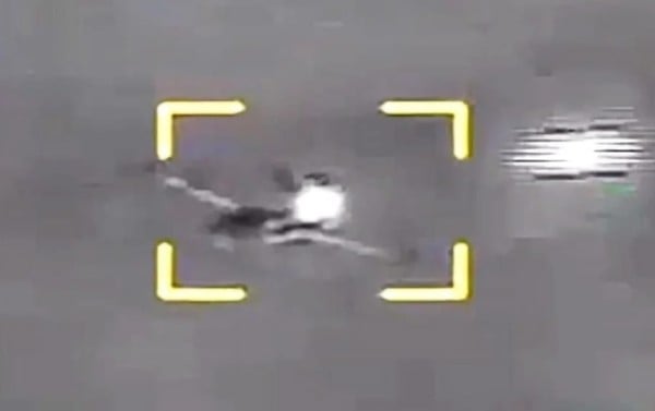 Sufre EU 'día negro': le derriban 2 aviones