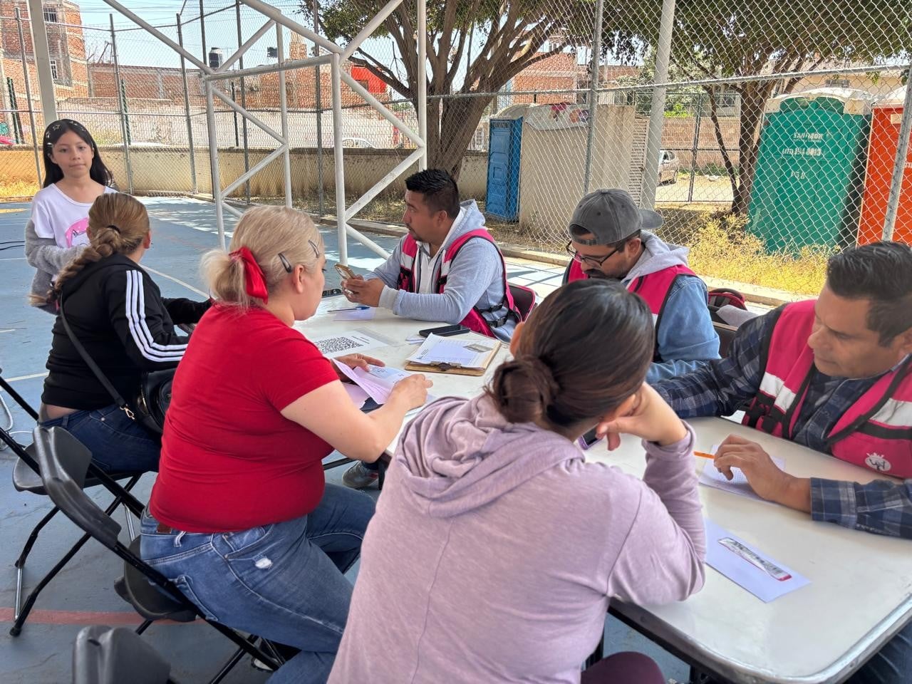 Entrega Tarjeta Rosa León