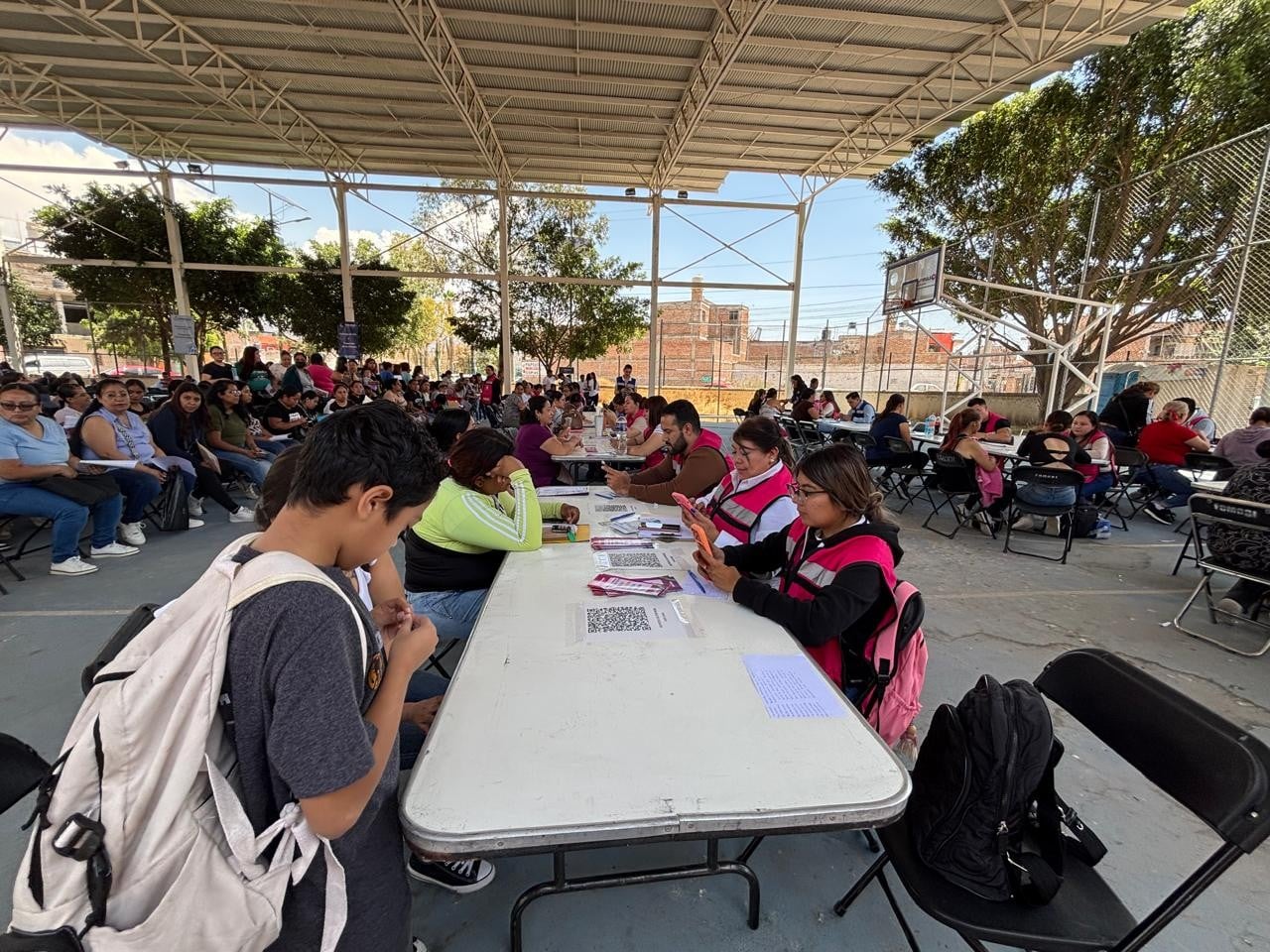 Entrega Tarjeta Rosa León