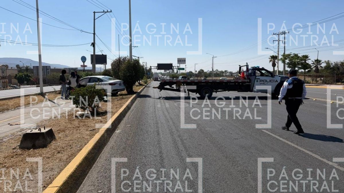 ¡Carambola en León! Accidente afecta a decenas de automovilistas