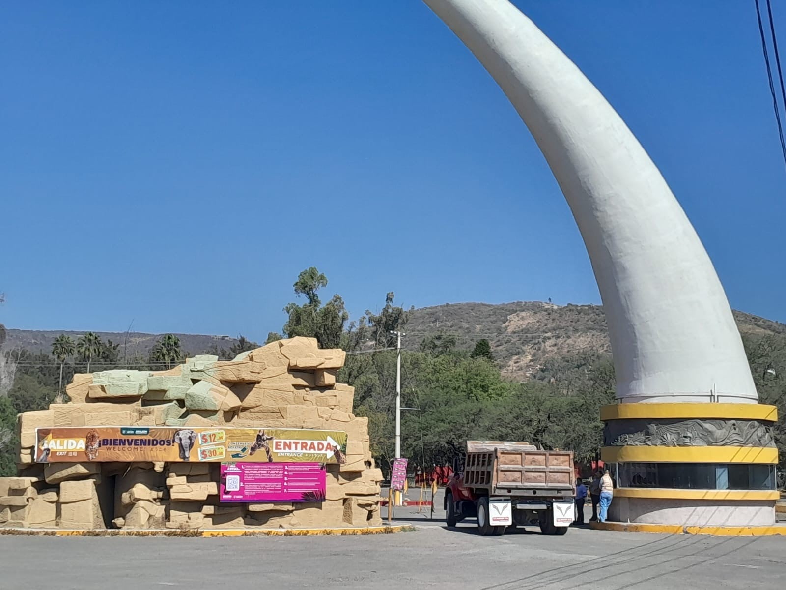 ZooLeón clausurado por PROFEPA ante incumplimientos