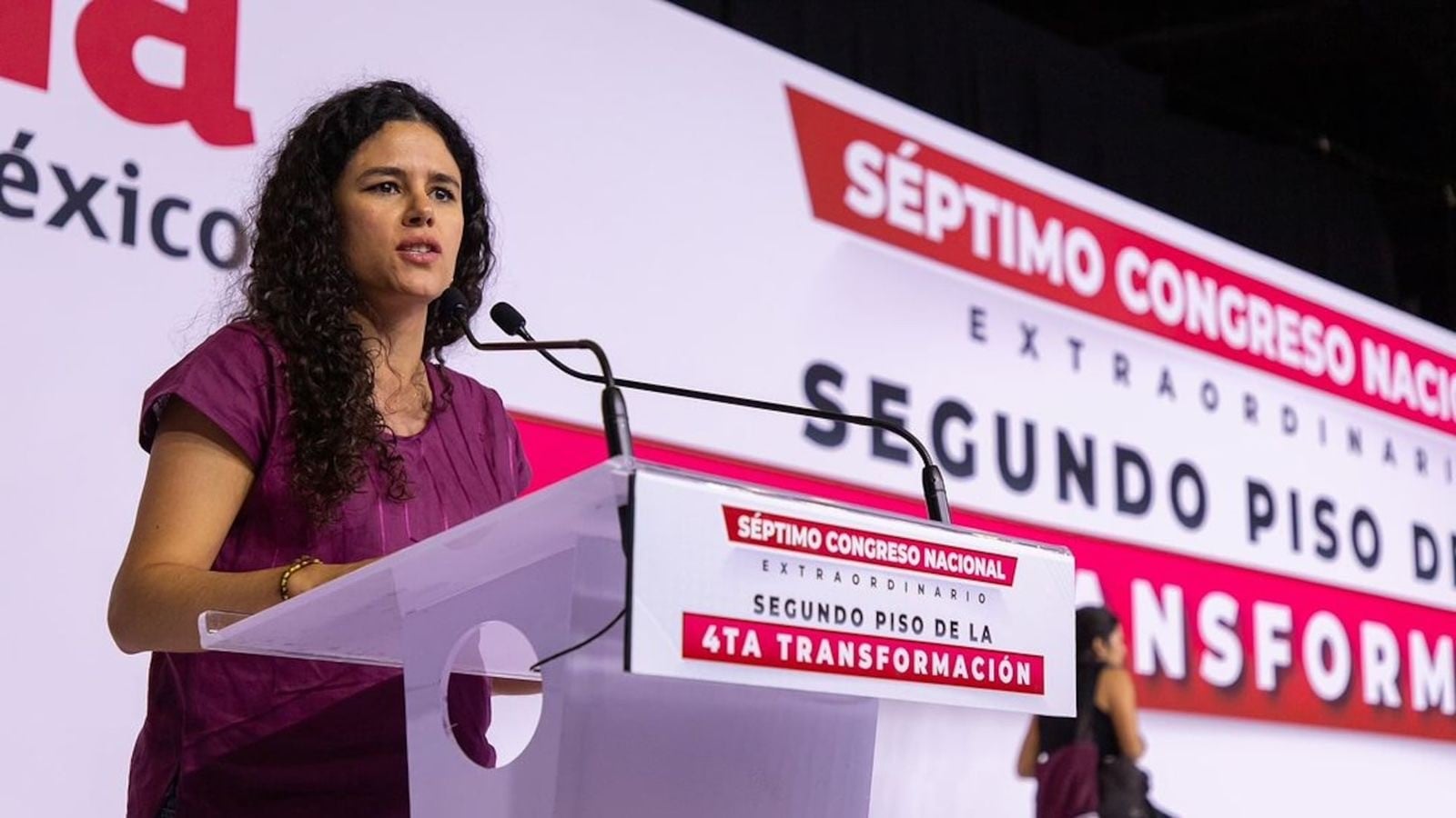 Luisa María Alcalde para consejera presidencial