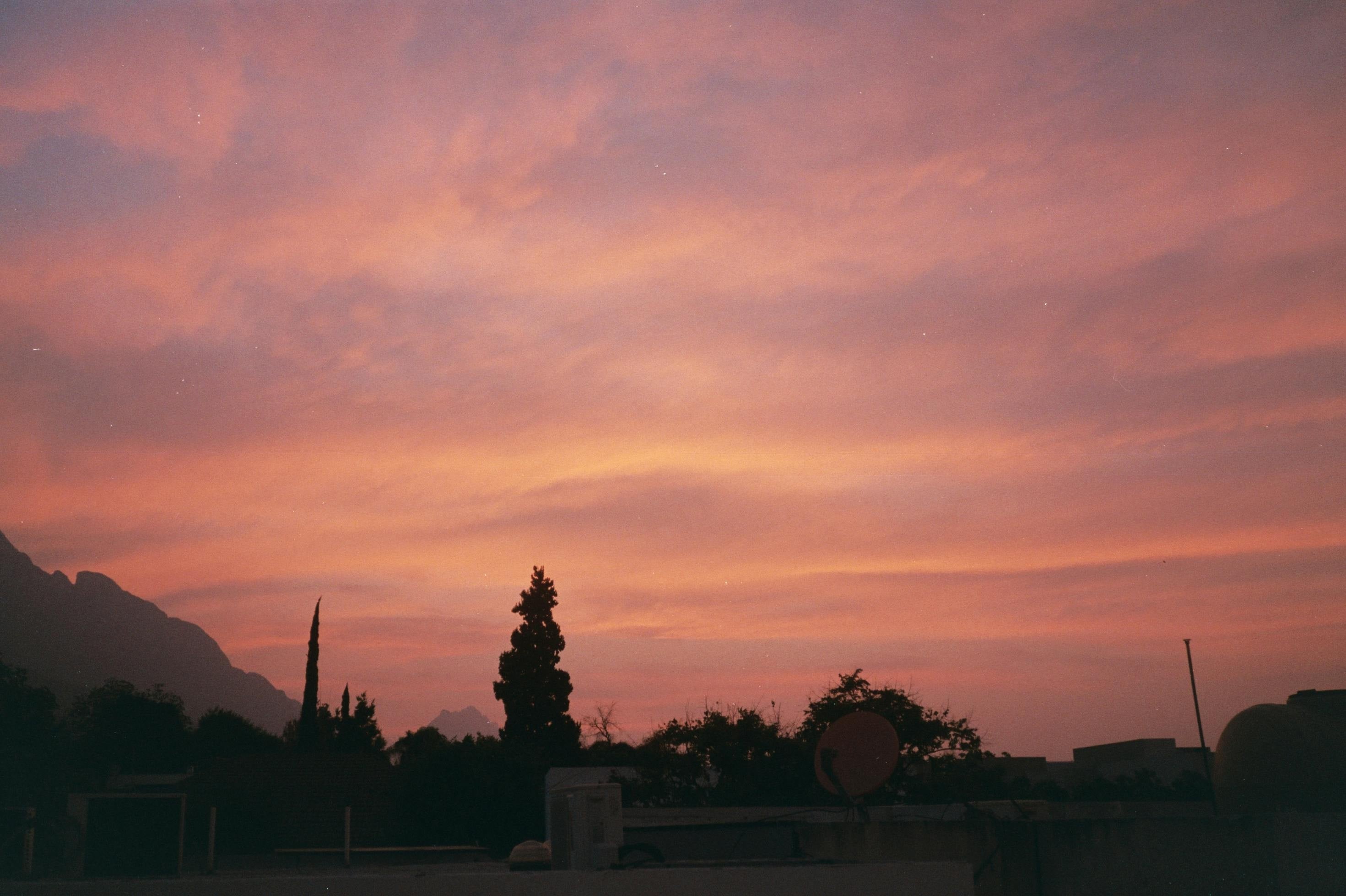Ya se viene el calorcito más intenso, ¿pero va a llover en León?