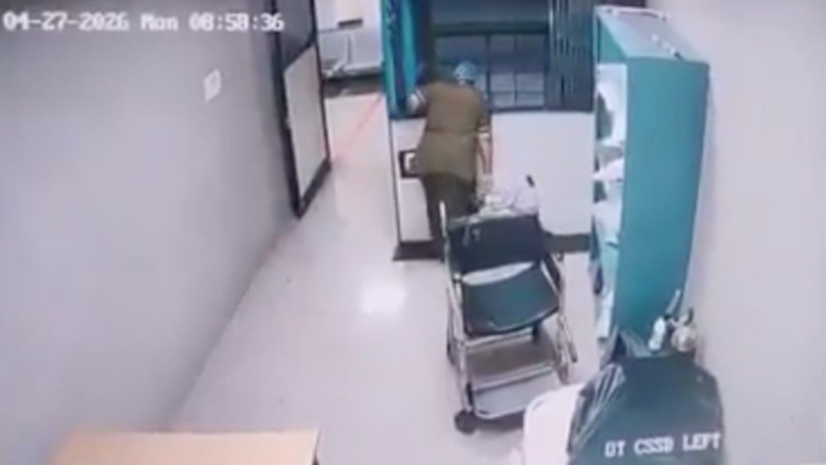 VIDEO ¡Espeluznante! Trabajadora de limpieza muere cuando elevador le prensa la cabeza