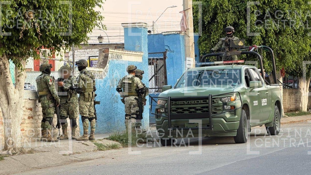Cae con ametralladora en Parques de La Noria; disparo accidental de oficial hiere al detenido
