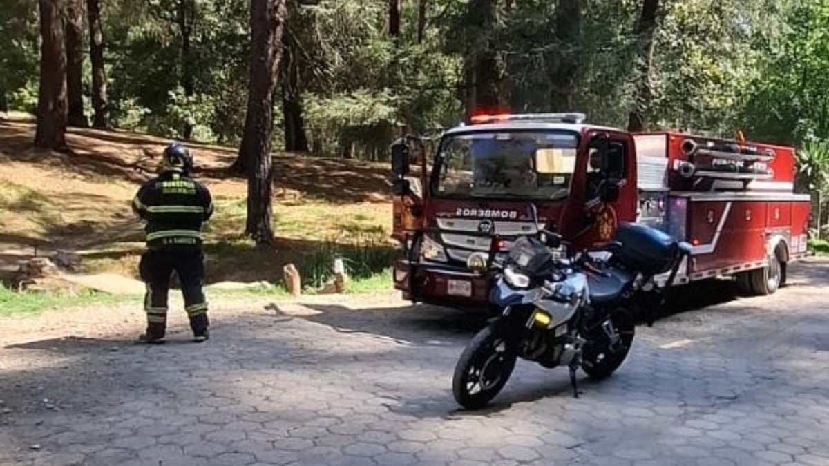 Mujer pierde una mano tras provocar una explosión en su casa; quería prender una veladora