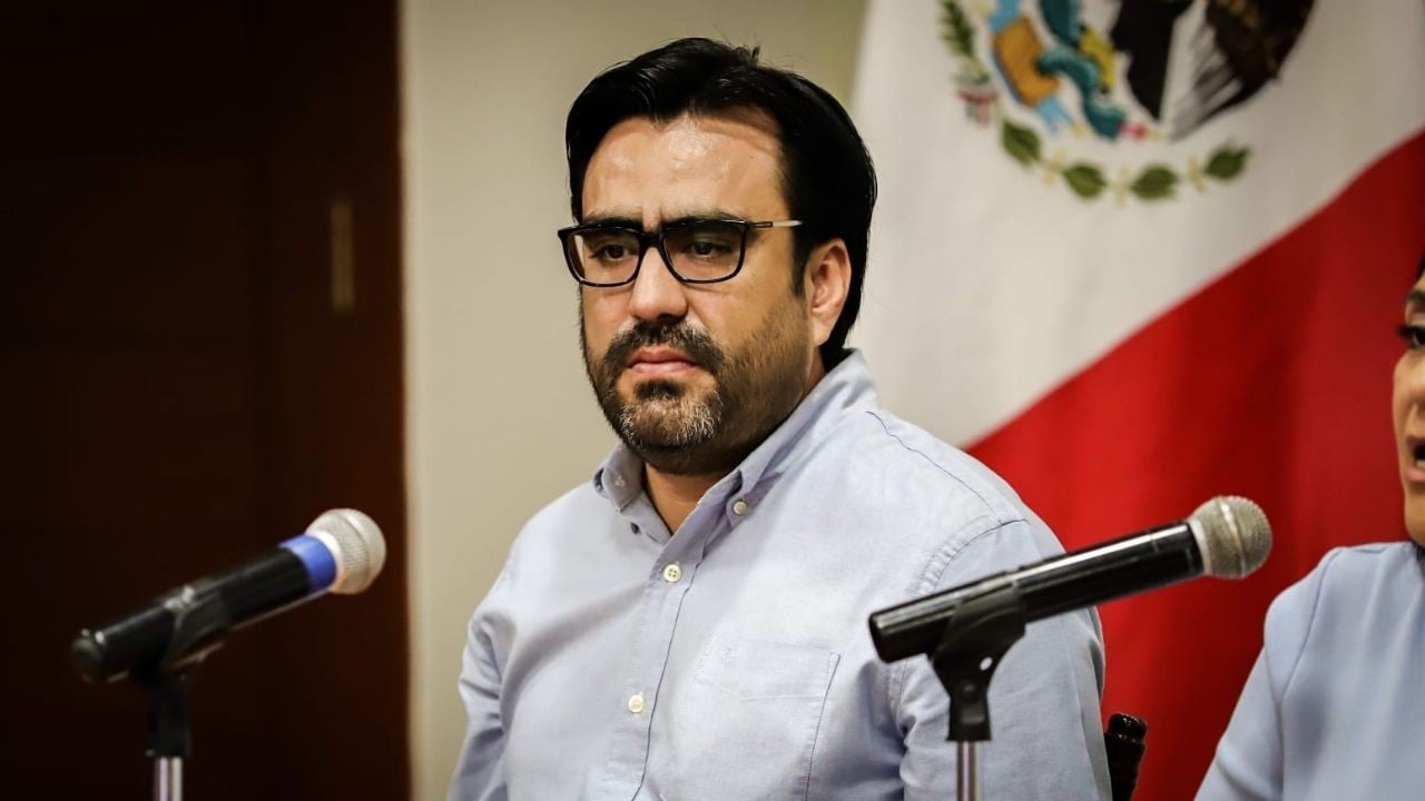 ¡Se van, se van! También pide licencia alcalde de Culiacán, Juan De Dios Gómez Mendívil